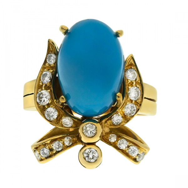 K18 Gold Ring with Cabochon Turquoise and Diamonds